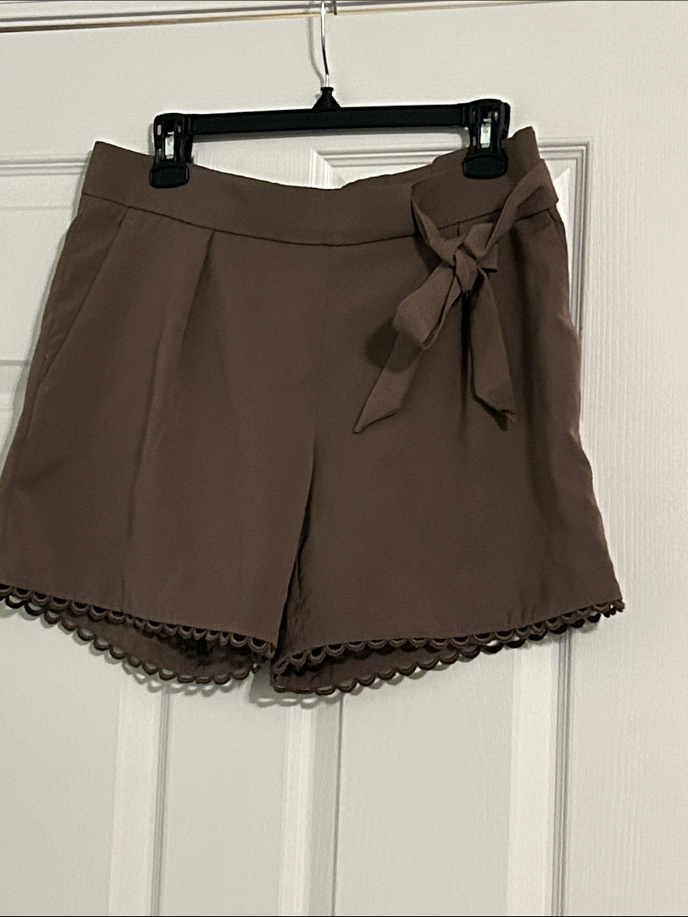Banana Republic Brown High-Waist Scallop Hem Tie-Waist Shorts